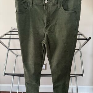 Levi's Women's Skinny Jeans - Olive Green
